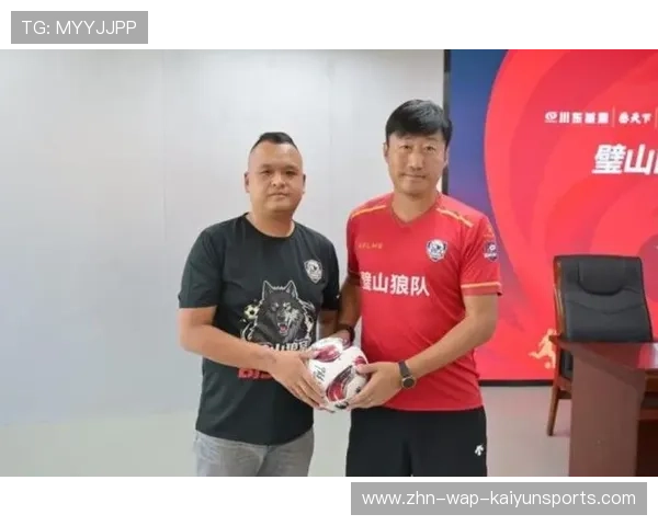 渝超璧山狼队热血出征今晚首战大足石刻队，璧山足球