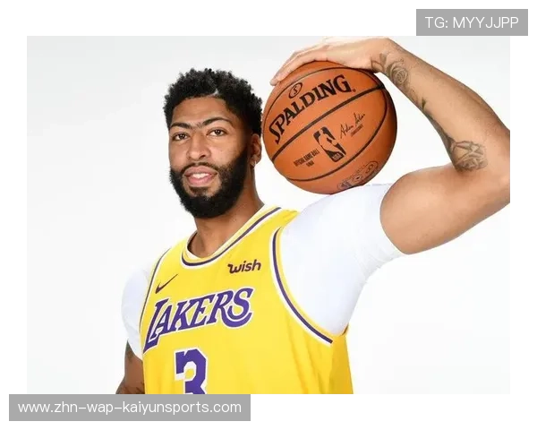 约翰逊无球跑位极聪明 约翰逊无球跑位极聪明