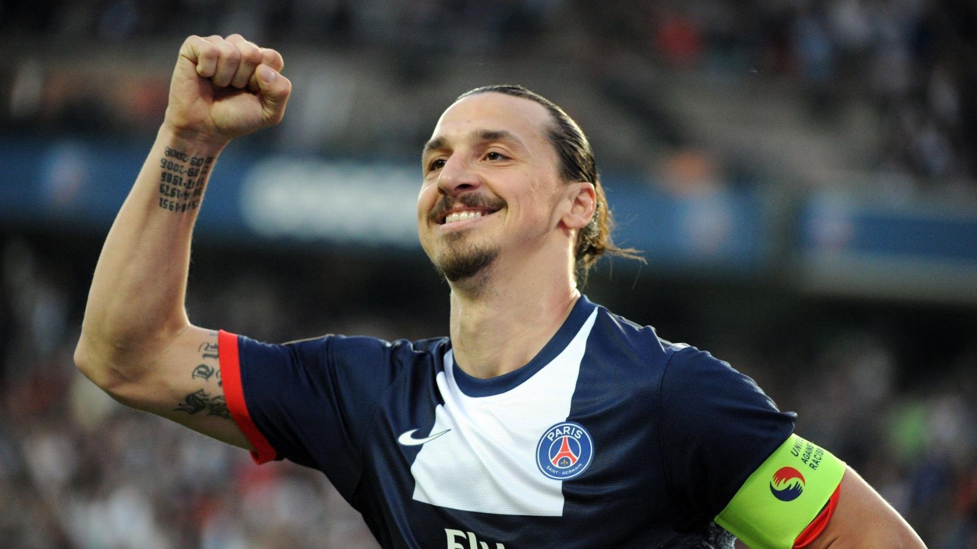 中国马拉松系列赛大理洱海站 蓝天碧水之间跑者尽享高原风光，2020洱海马拉松